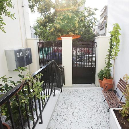 Live In Athens, Thiseio Historic House Экстерьер фото