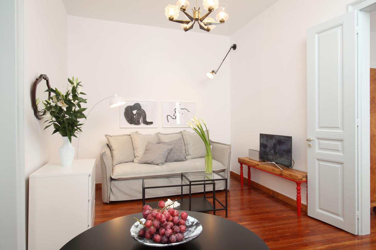 Live In Athens, Thiseio Historic House Экстерьер фото
