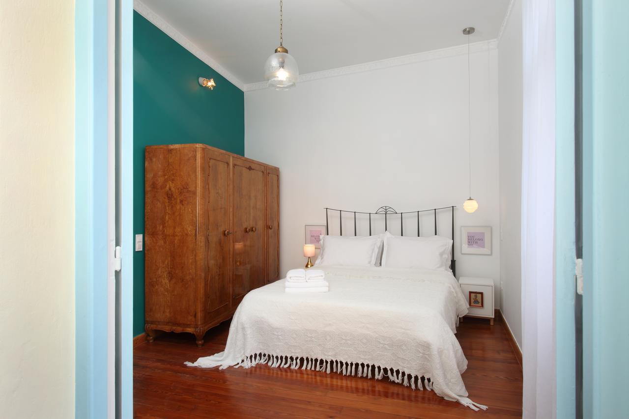 Live In Athens, Thiseio Historic House Экстерьер фото